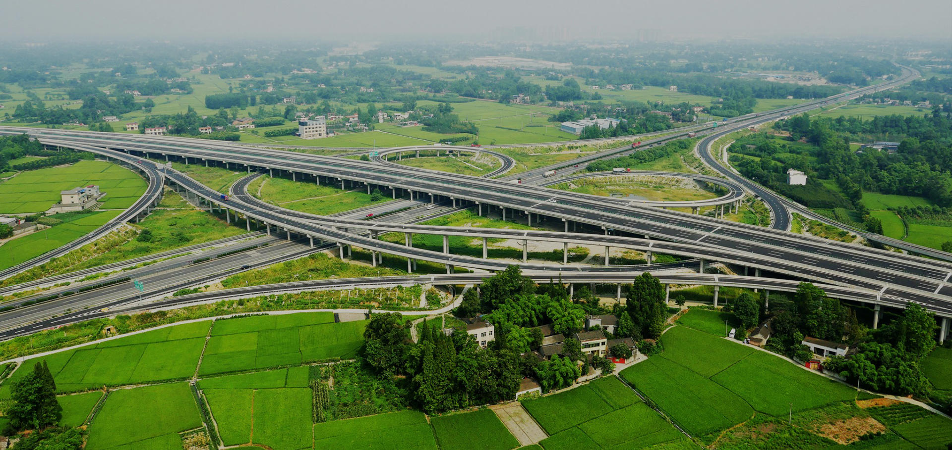 �԰����ҵΪ������������Ⱥ��֮����������������һ�������������һ���ᱮ